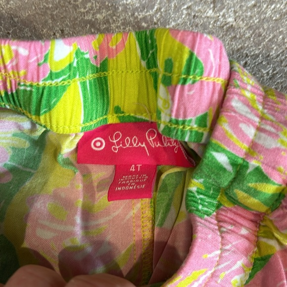 Lilly Pulitzer for Target shorts - Picture 2 of 3